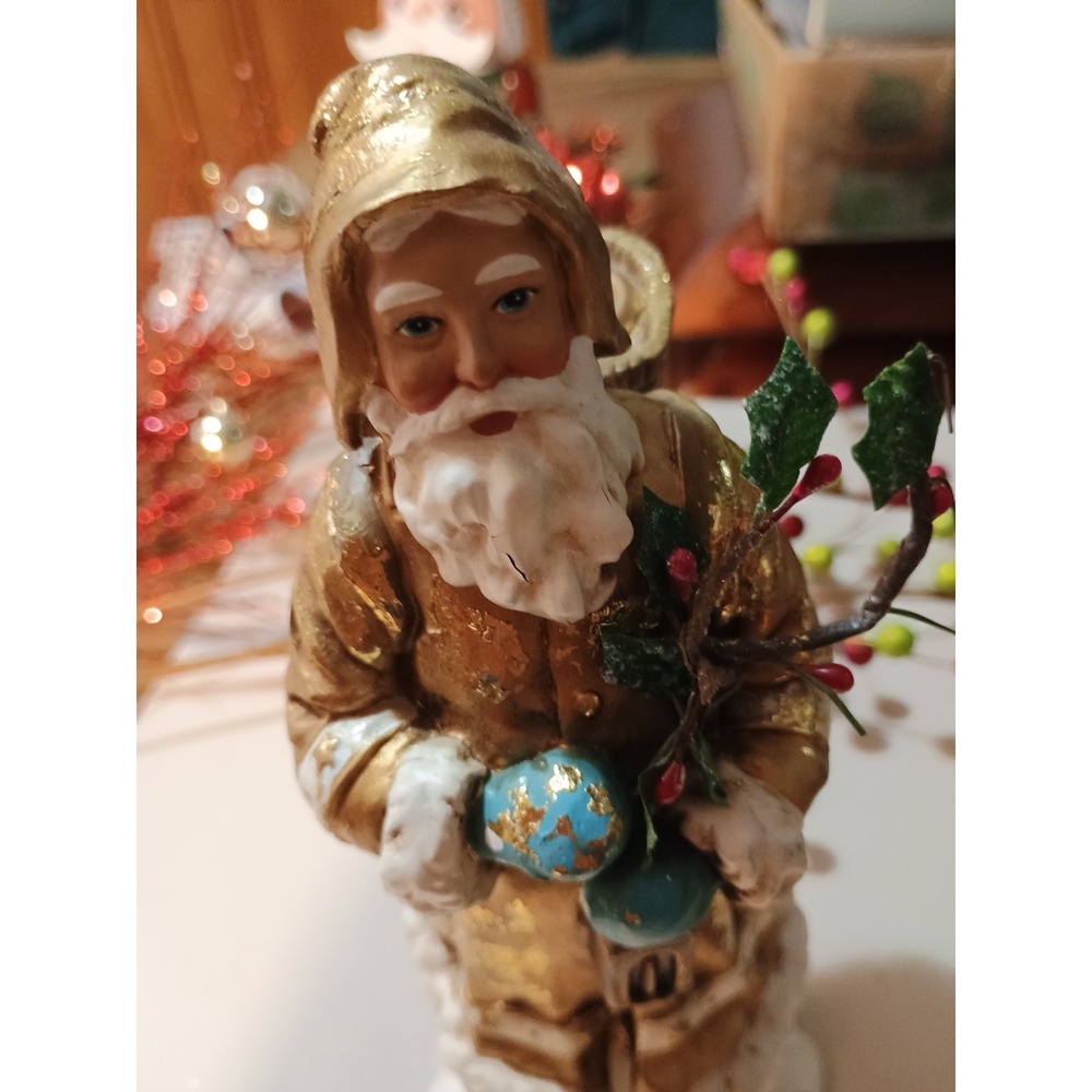 Department 56 Vintage Santa Claus Christmas Candle Holder Holly Leaf Candlestick